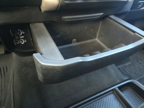 Used 2021 RAM 1500 Laramie image 15