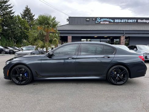 Used 2019 BMW 740i w/ Executive Package RWD image 3