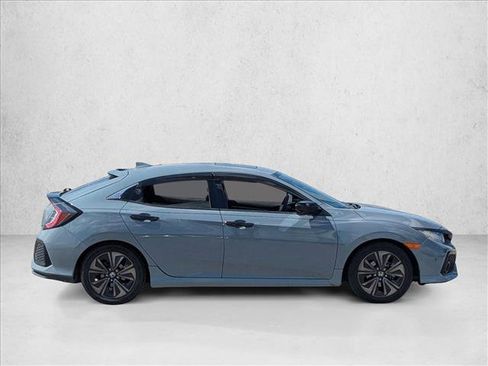 Used 2018 Honda Civic EX-L image 4