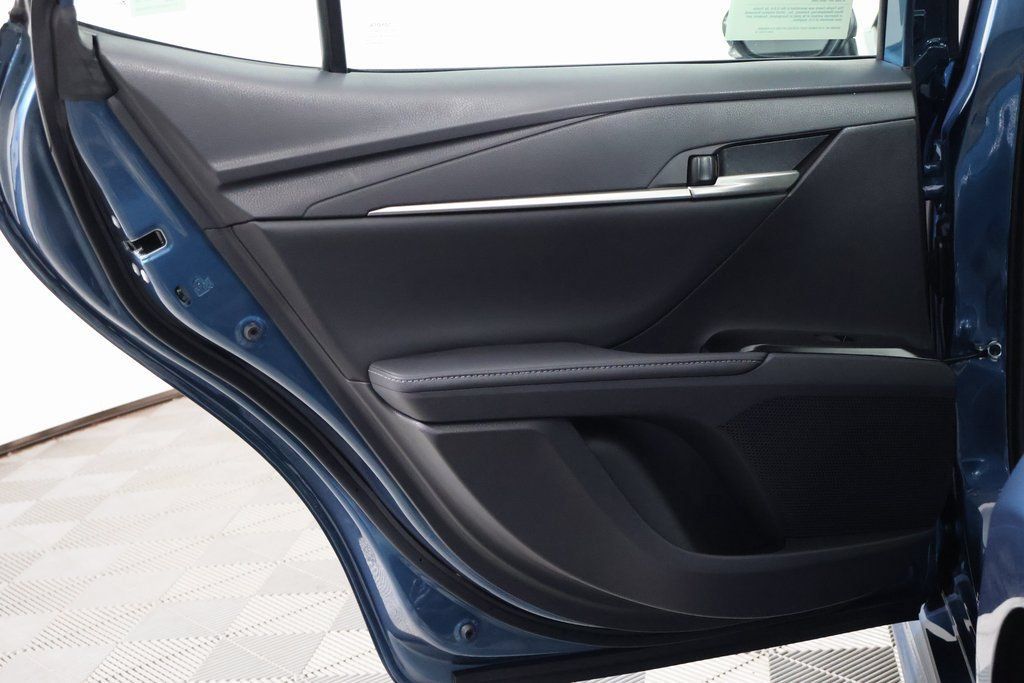 Used 2026 Toyota Camry XSE w/ Premium Package FWD image 13