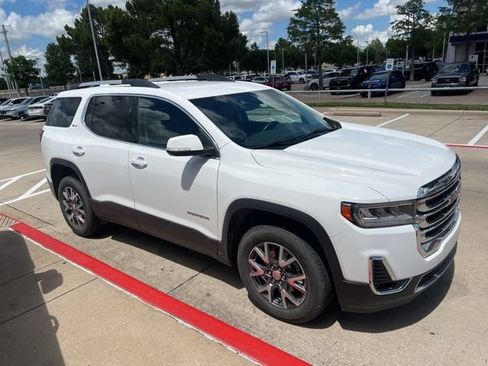 Used 2023 GMC Acadia SLT FWD image 4