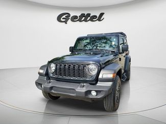 Used 2024 Jeep Wrangler Sport AWD/4WD video 1