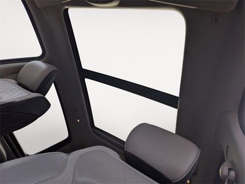 Used 2022 RAM 1500 Limited image 23