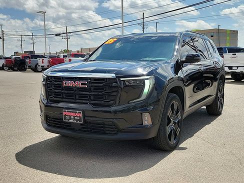 Used 2025 GMC Acadia Elevation w/ Elevation Premium Package FWD image 4