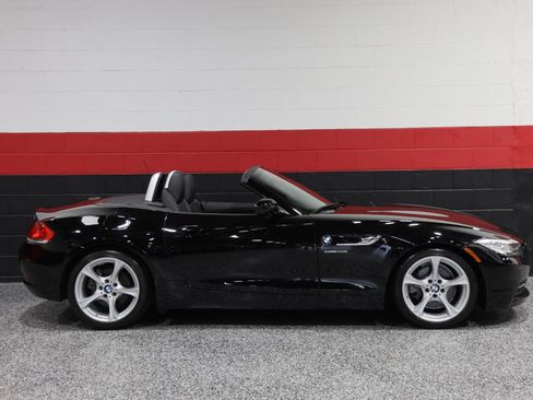 Used 2016 BMW Z4 sDrive28i image 9