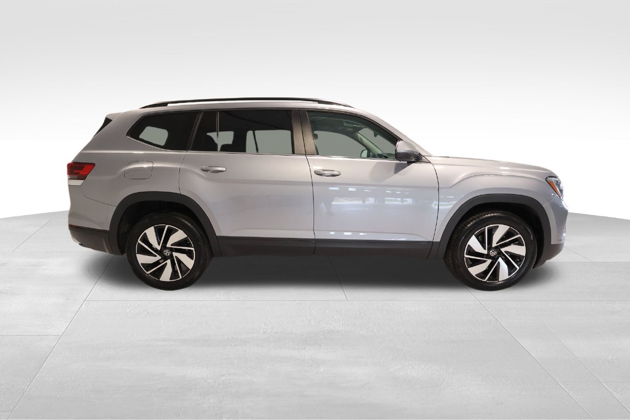 Used 2026 Volkswagen Atlas SE AWD/4WD image 5