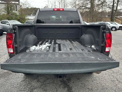 Used 2017 RAM 1500 Express image 14