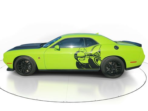 Used 2023 Dodge Challenger R/T Scat Pack image 3