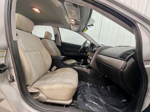 Used 2011 Mitsubishi Galant FWD image 20