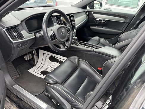 Used 2020 Volvo S90 T6 R-Design image 11