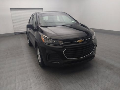 Used 2020 Chevrolet Trax LS image 14
