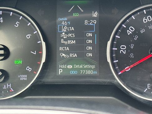 Used 2019 Toyota RAV4 XLE Premium image 27