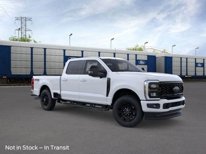New 2026 Ford F250 Lariat w/ Black Appearance Package
