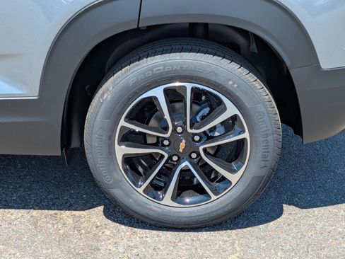 New 2026 Chevrolet TrailBlazer LT w/ LT Cold Weather Package image 9