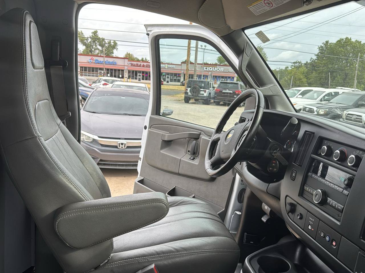 Used 2023 Chevrolet Express 2500 w/ Driver Convenience Package RWD image 20