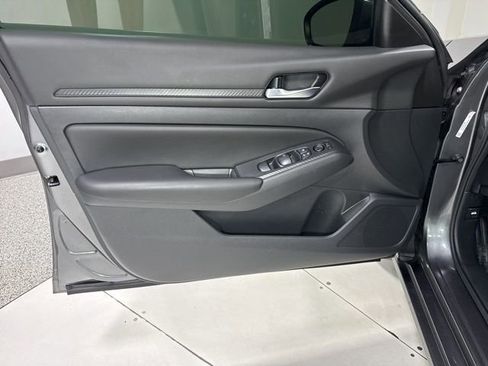 Used 2021 Nissan Altima 2.5 S FWD image 8