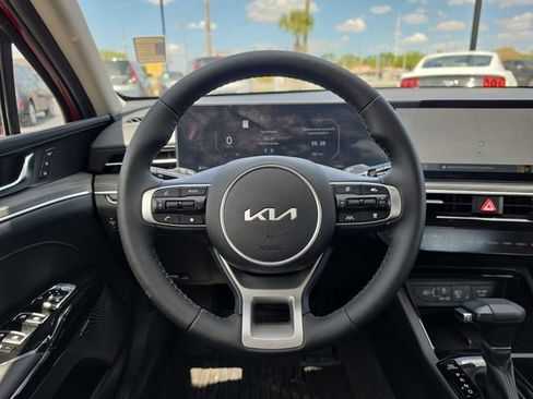 Used 2025 Kia K5 EX FWD image 23