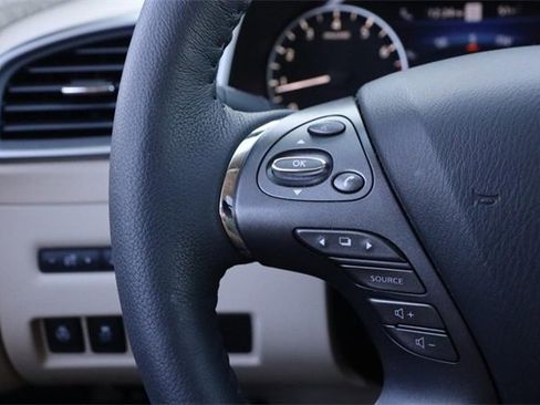 Certified 2024 Nissan Murano SL image 13