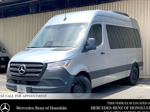 Used 2025 Mercedes-Benz Sprinter 2500 image 1