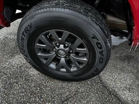 Used 2023 Toyota Tacoma SR5 w/ Technology Package image 12