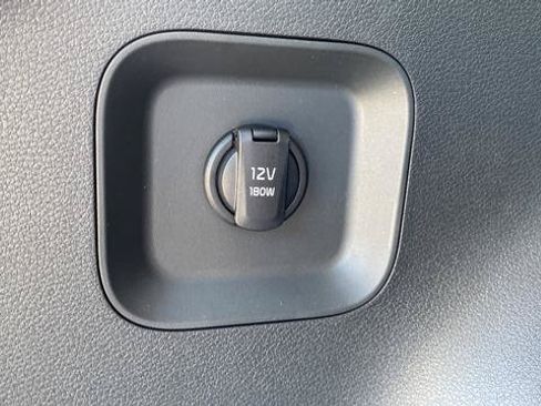 New 2026 Kia Sportage SX AWD/4WD image 32
