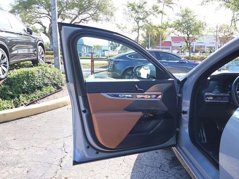 Used 2023 BMW 740i RWD image 24