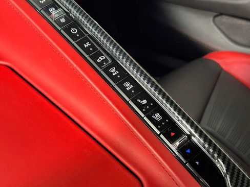Used 2024 Chevrolet Corvette Stingray Premium Conv w/ Z51 Performance Package image 24