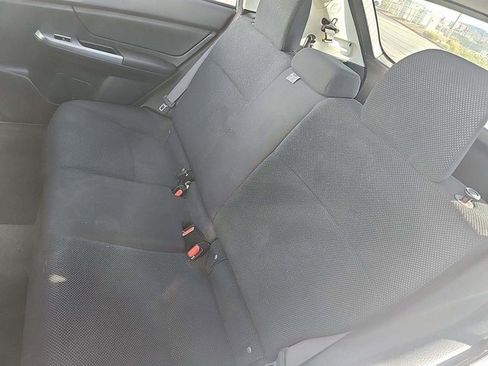 Used 2017 Subaru Crosstrek 2.0i image 7