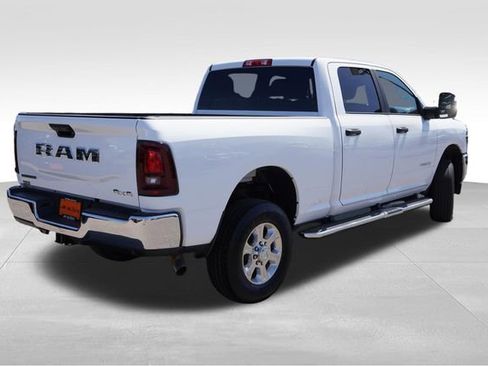 Certified 2026 RAM 2500 Big Horn AWD/4WD image 5