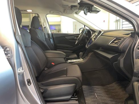 Used 2024 Subaru Ascent Premium w/ Convenience Package image 19