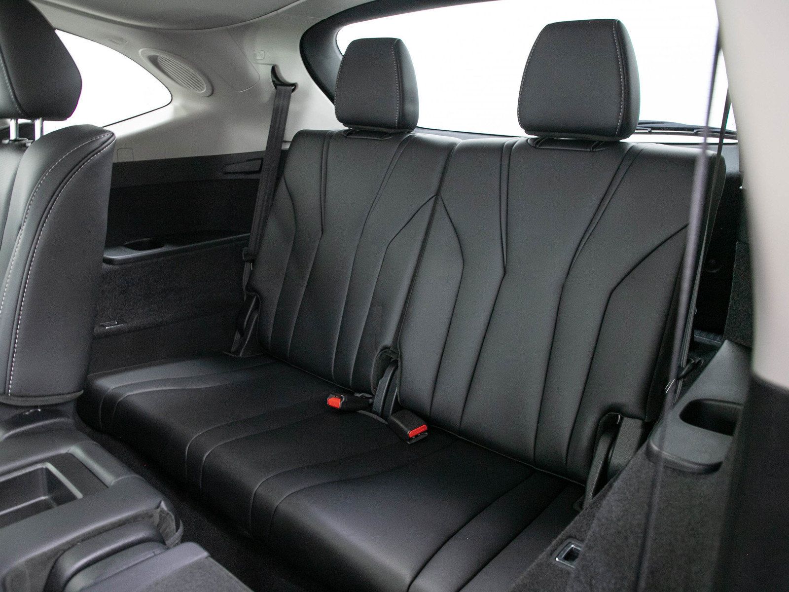 Used 2025 Acura MDX w/ Technology Package AWD/4WD image 15