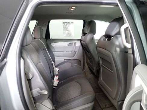Used 2017 Chevrolet Traverse LS FWD image 34