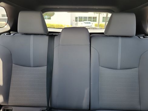 Used 2023 Toyota Corolla Cross AWD Hybrid image 21