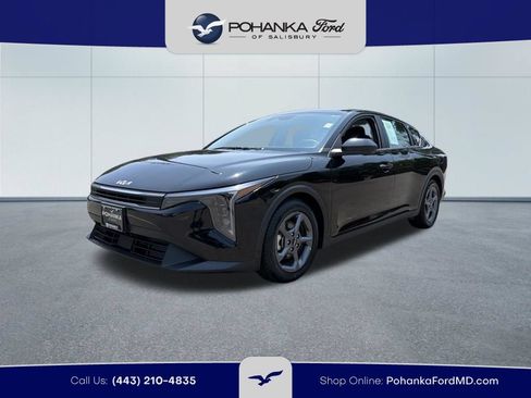 Used 2025 Kia K4 FWD image 2