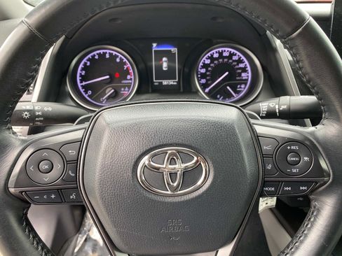 Used 2023 Toyota Camry SE image 15