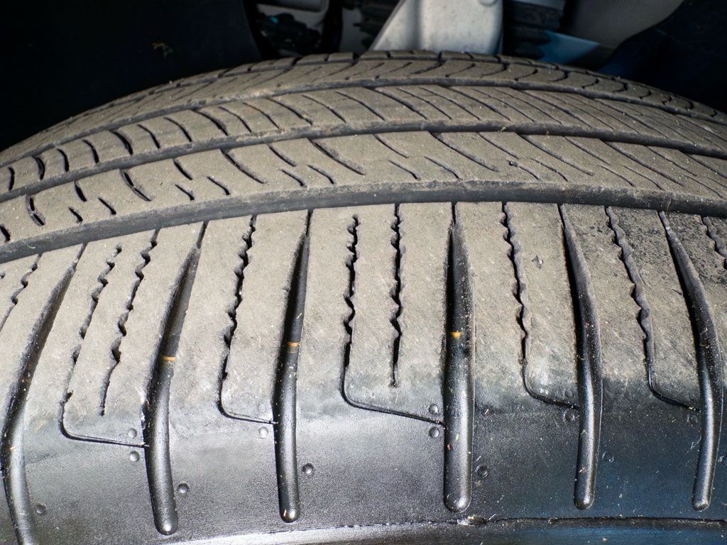 Used 2025 Rivian R1T Adventure Dual AWD/4WD image 40