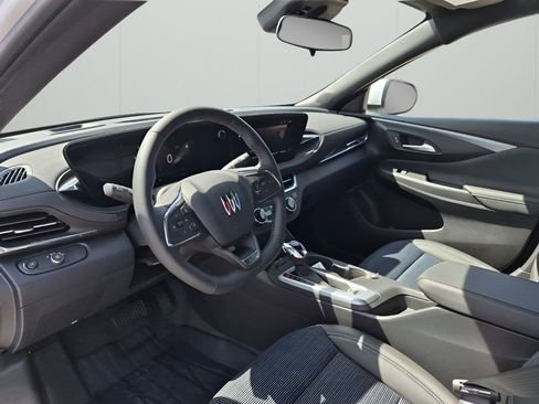 New 2026 Buick Envista Preferred w/ Convenience I Package FWD image 33