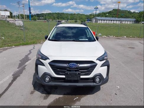 Used 2023 Subaru Outback Premium AWD/4WD image 8