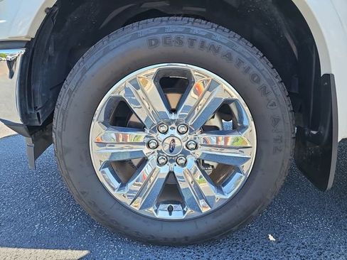 Used 2020 Ford F150 Lariat w/ Equipment Group 502A Luxury AWD/4WD image 35