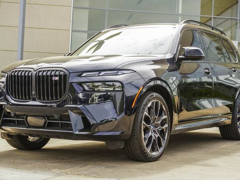 Used 2024 BMW X7 M60i w/ Executive Package AWD/4WD image 8