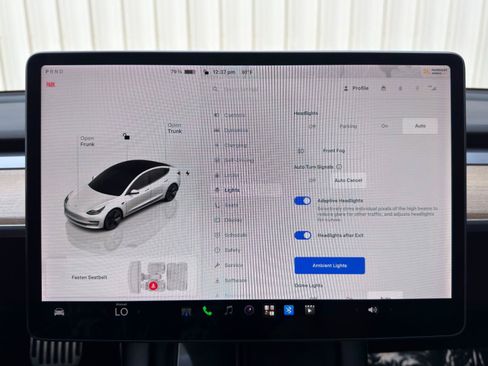 Used 2022 Tesla Model 3 Long Range AWD/4WD image 25