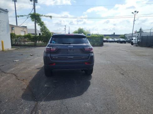 Used 2020 Jeep Compass Limited w/ Safety & Security Group AWD/4WD image 18