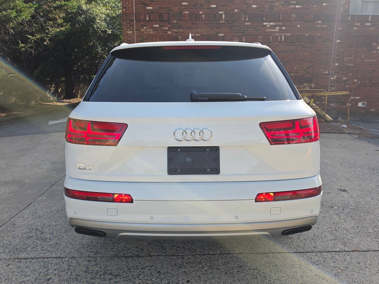 Used 2019 Audi Q7 3.0T Premium Plus w/ Premium Plus Package AWD/4WD image 3