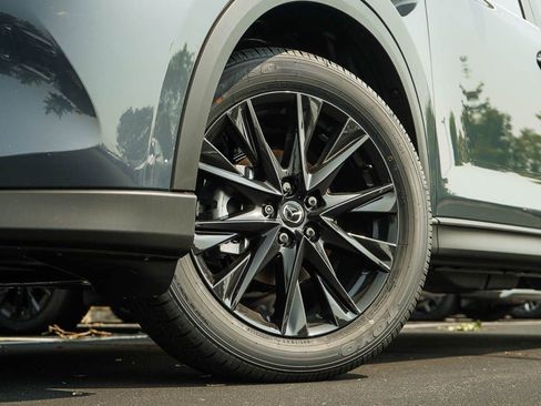 New 2025 MAZDA CX-5 Carbon Edition image 5