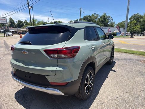 New 2026 Chevrolet TrailBlazer LT w/ Driver Confidence Package FWD image 6