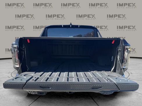 Used 2024 GMC Hummer EV 2X w/ Extreme Off-Road Package image 33