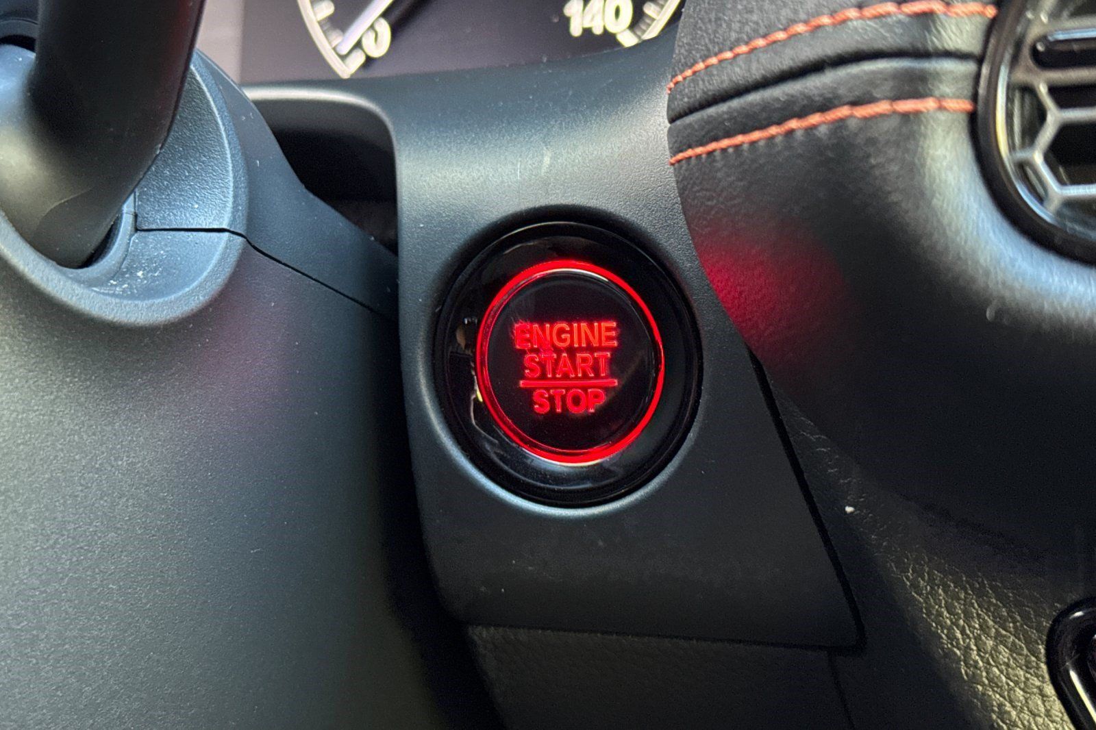 Used 2025 Honda HR-V Sport image 17