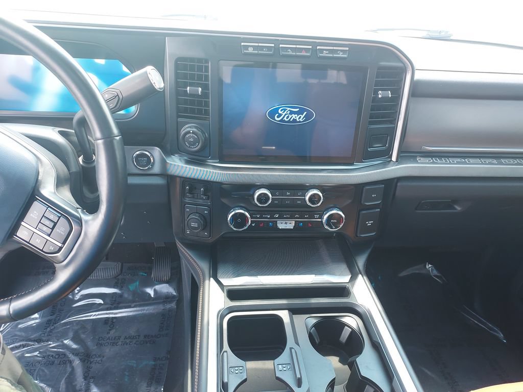 Used 2024 Ford F250 Platinum AWD/4WD image 23