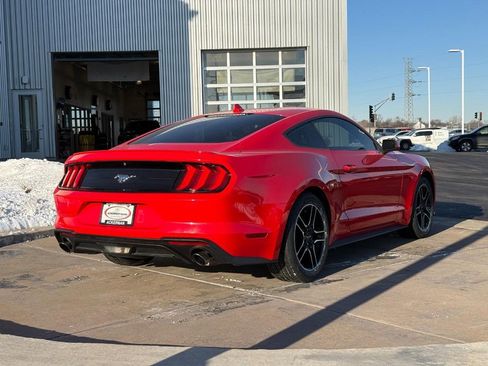 Used 2021 Ford Mustang Premium image 5