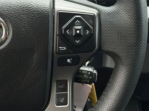 Certified 2022 Toyota Tacoma SR5 image 16